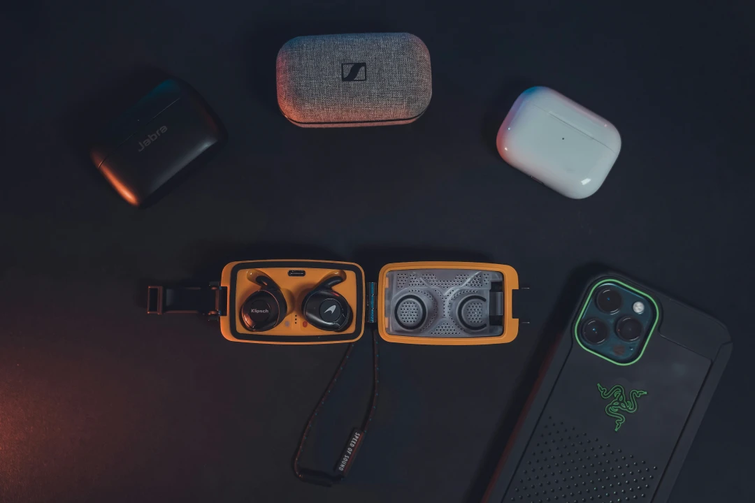 Best Wireless Earbuds Under ₹2000 in India [2025 Edition]